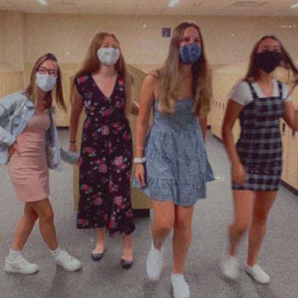 Meet your Posher, Ava